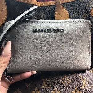 Michael Kors wallet